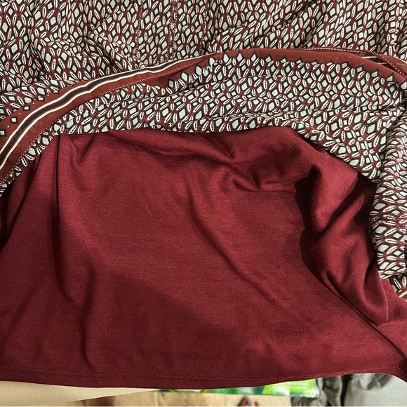 Max Studio Geometric Print Long Sleeve Chiffon Dress Burgundy & Gray Size Medium - Picture 13 of 14
